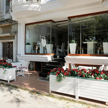 Kumsal Hotel Büyükada